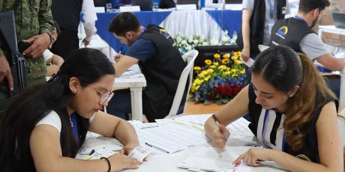 En 22 provincias culmininó el escrutinio de todas las actas electorales