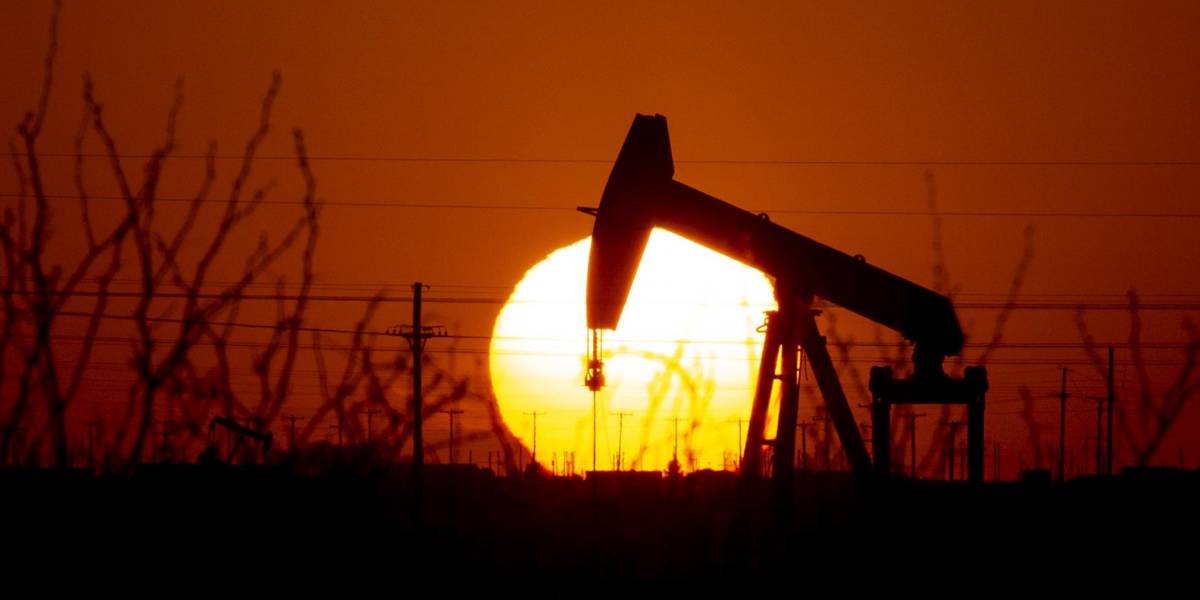 ¿Barril de petróleo a 300 dólares?: beneficio o desventaja para Ecuador