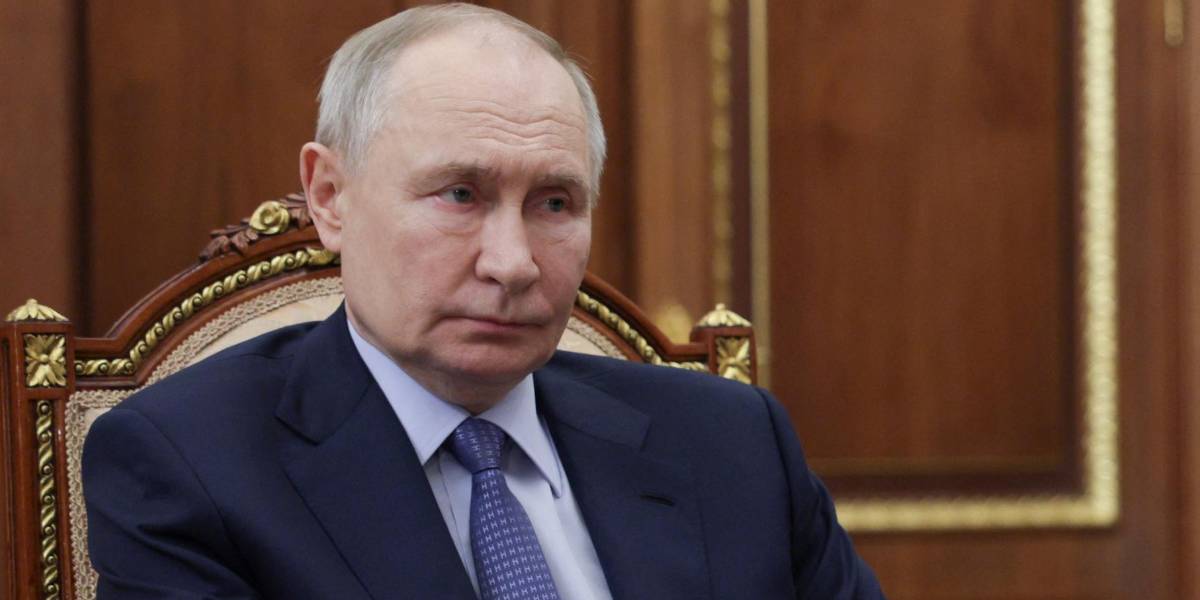 Putin destituye al jefe de las fuerzas terrestres rusas antes de negociaciones en Estambul