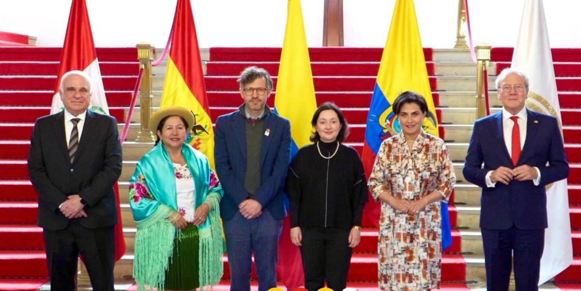 Ecuador recibió de Colombia la Presidencia pro tempore de la Comunidad Andina