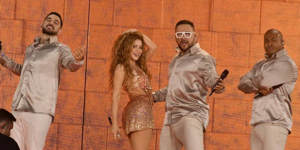 Video | Así fue la presentación de Shakira y Grupo Niche en Cali frente a 77 mil personas