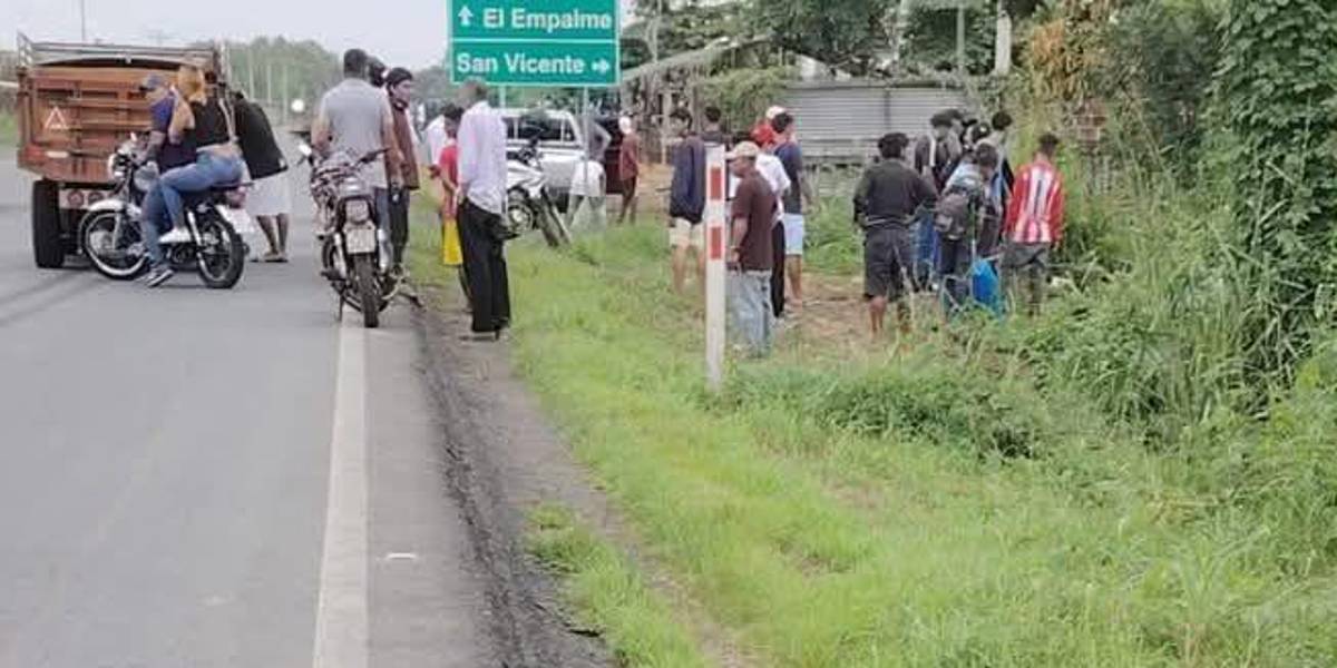Tres cadáveres fueron hallados en la vía Balzar-El Empalme, en Guayas