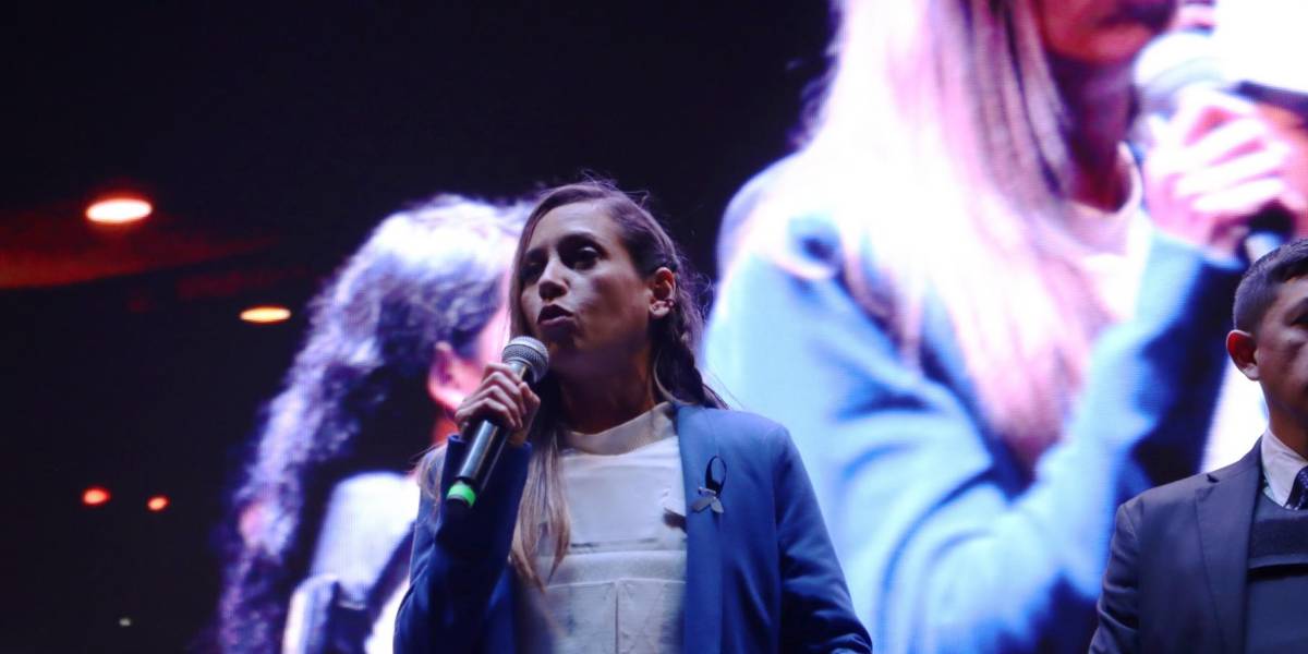 Andrea González se despide de Gente Buena para comenzar con el nuevo movimiento Fuerza Valiente