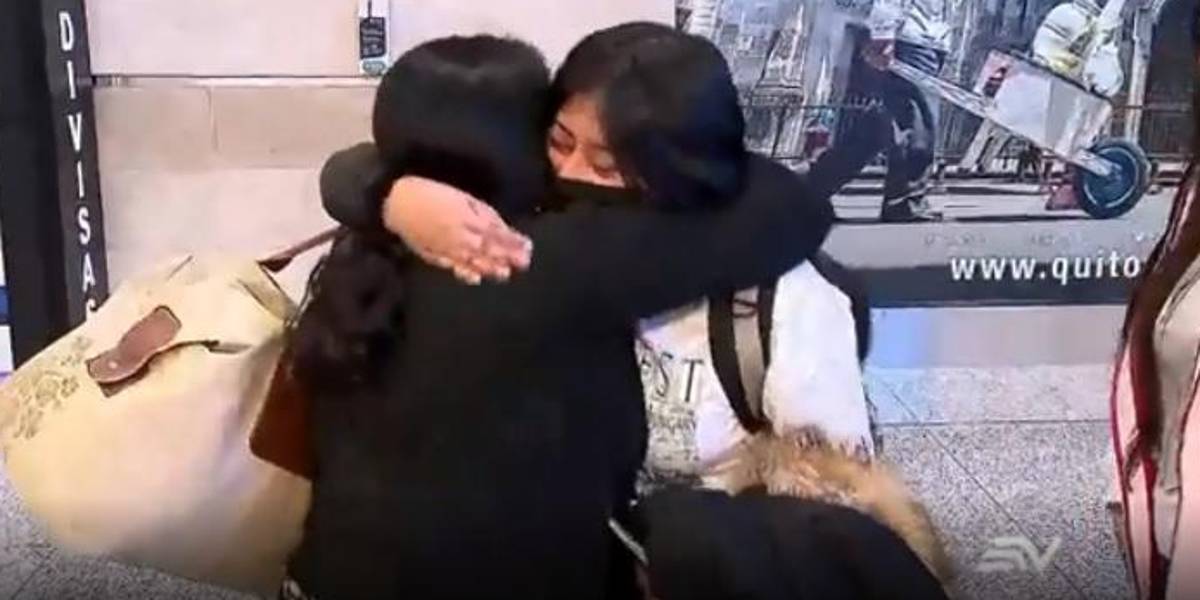 Ecuatorianas regresan al país tras huir de la guerra en Ucrania; 350 compatriotas llegan este viernes