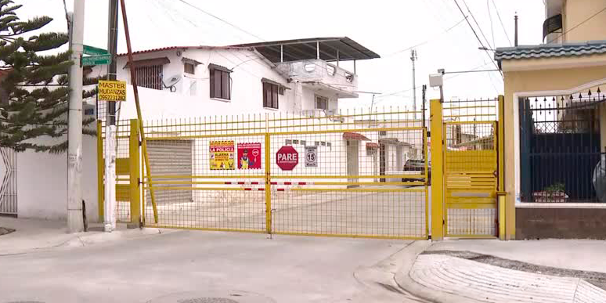 El Municipio de Guayaquil amplía hasta julio de 2026 el plazo para regularizar rejas