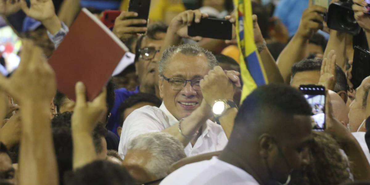 Montúfar, acusador particular de Glas, considera que Lasso no puede lavarse las manos en este caso