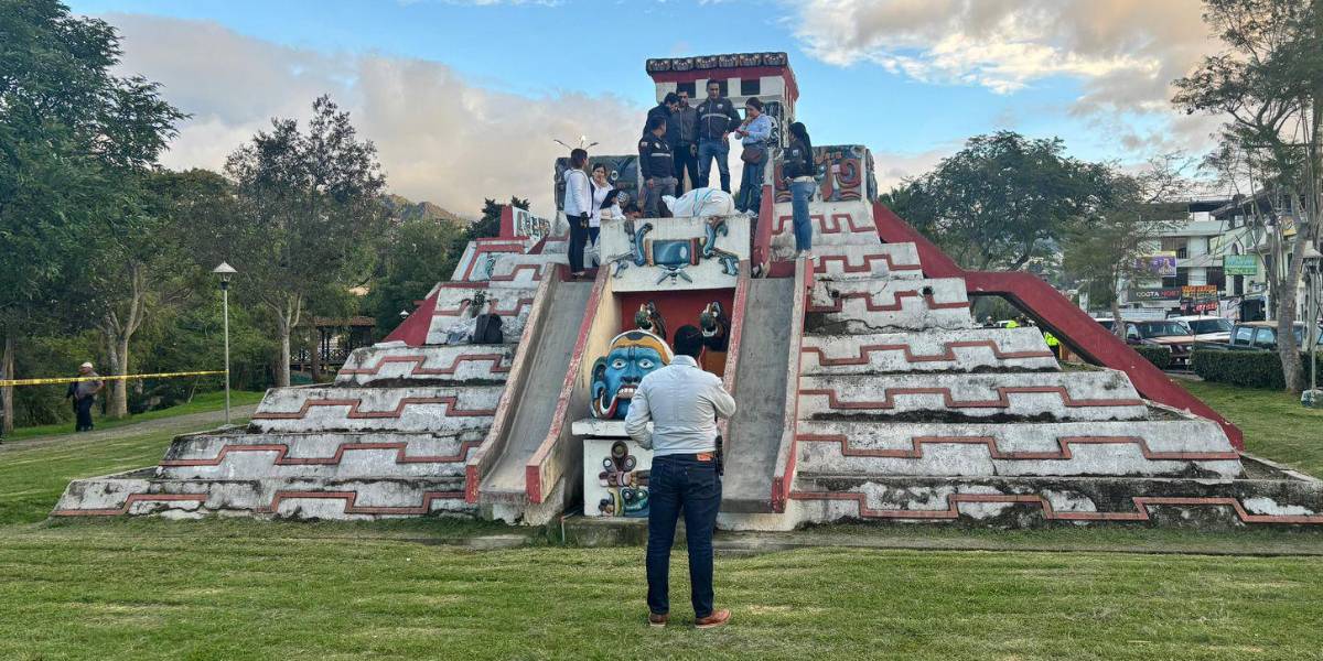 Loja: Una mujer fue asesinada en un monumento del Parque Jipiro