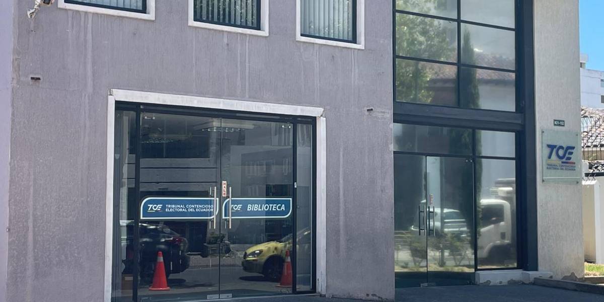 Quito | Alerta de bomba en el Tribunal Contencioso Electoral fue una falsa alarma, según la Policía
