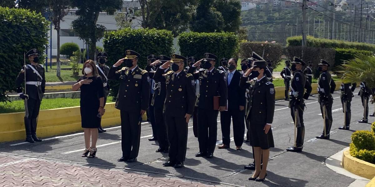 La Ley que crea la Universidad de la Policía entró en vigencia con su publicación en el Registro Oficial