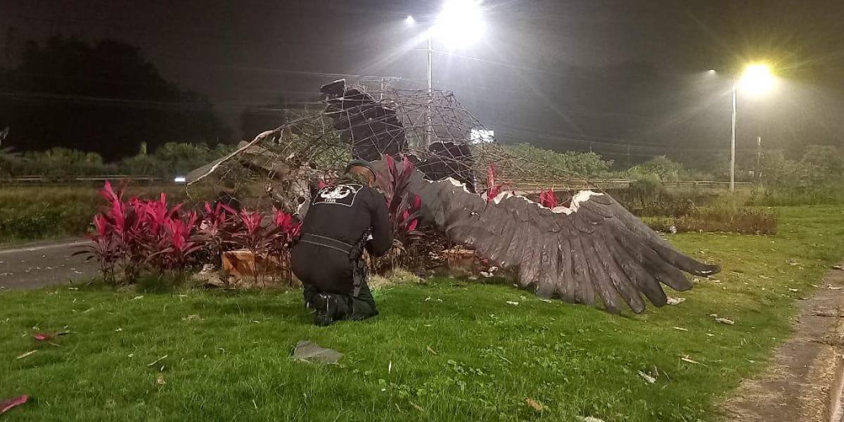 Santo Domingo: monumento fue destruido tras una explosión