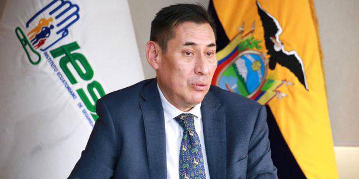 IESS asegura que no analiza modificar la edad para las jubilaciones