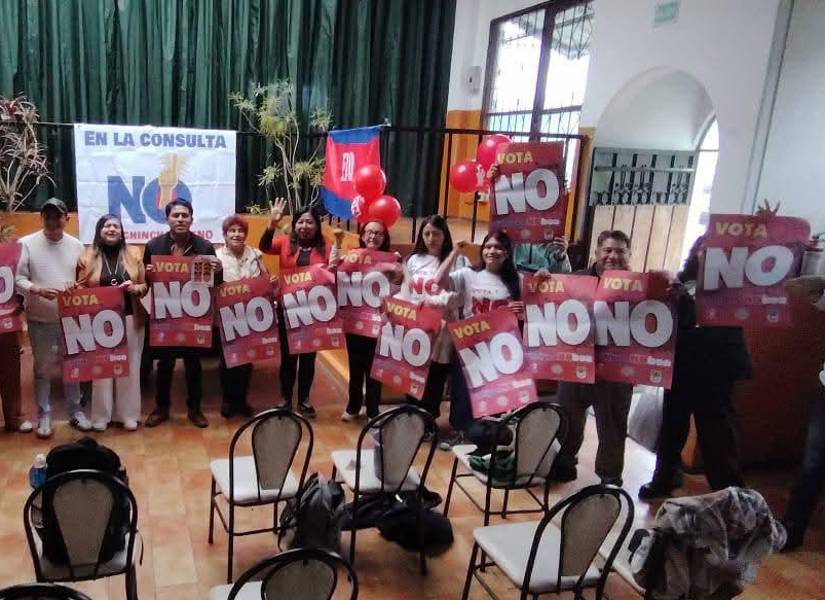 Cientos de dirigentes barriales se unieron a favor del NO en la Consulta Popular.
