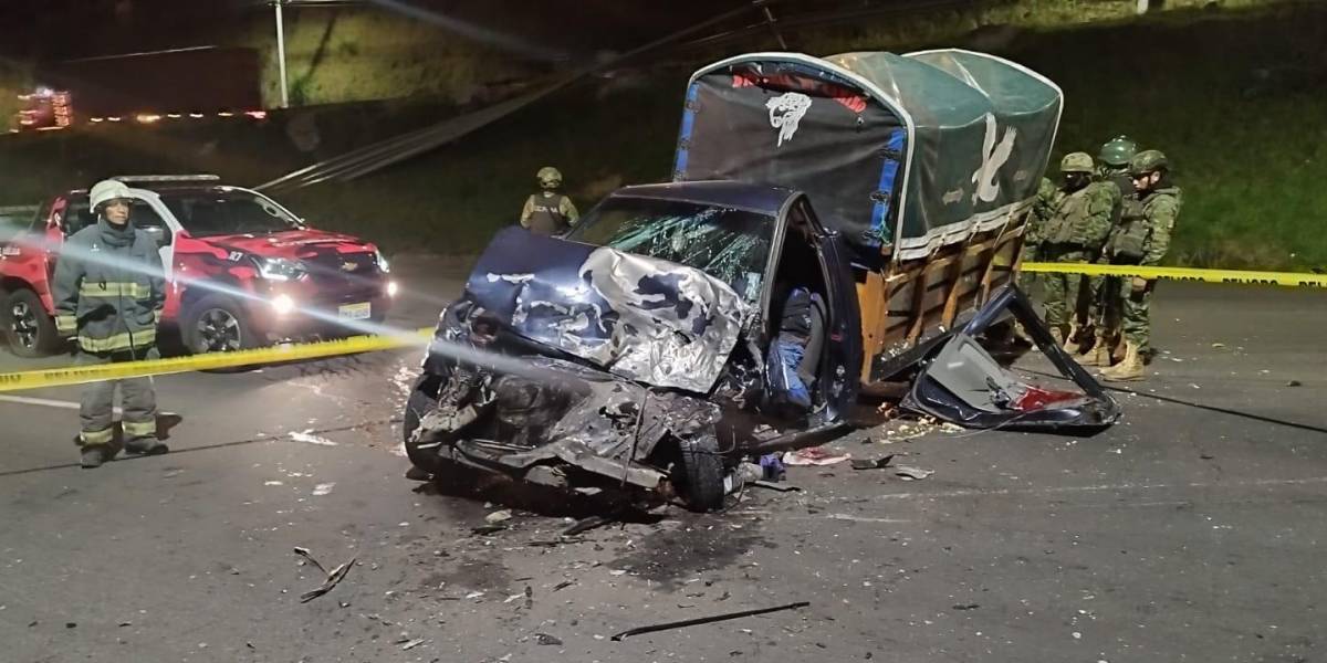 Una adulta mayor falleció y seis personas resultaron heridas en siniestro de tránsito en Tambillo, cantón Mejía