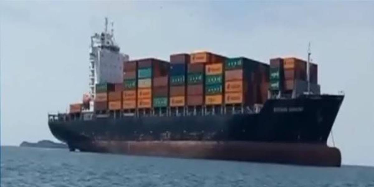 Embarcación africana llega a aguas de Posorja con un tripulante fallecido