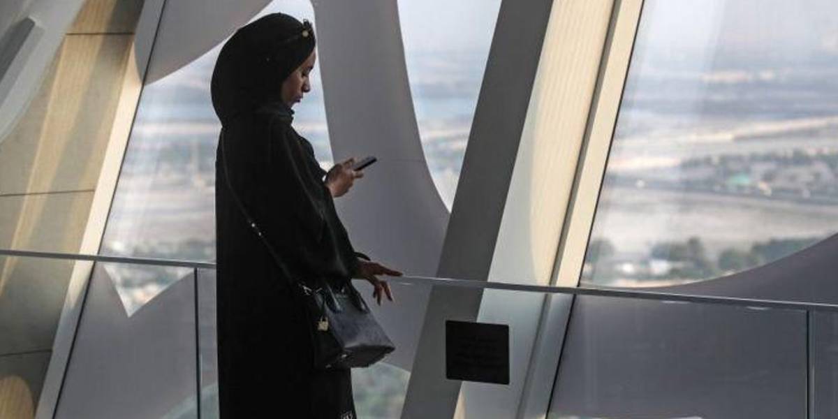 El primer país del mundo en tener oficialmente una semana laboral de 4 días y medio