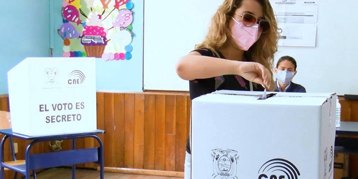 Vicepresidente del CNE: elecciones primarias fueron una ficción avaladas por la ley