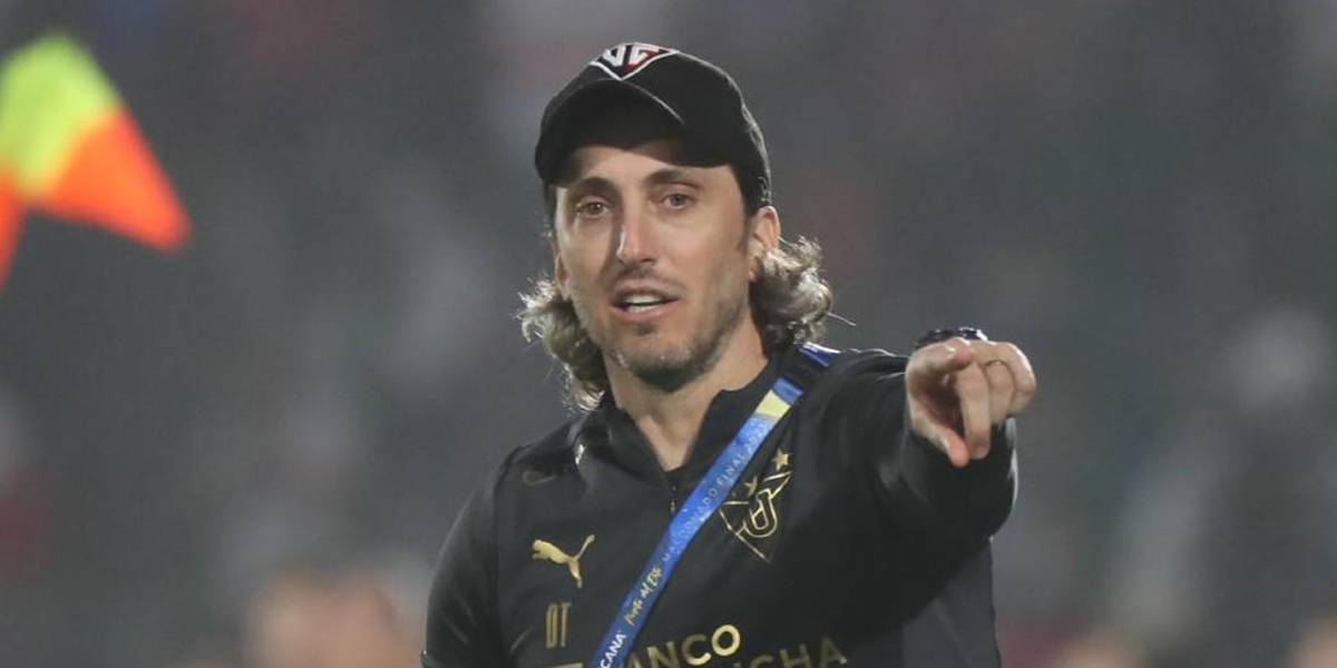 Luis Zubeldía sobre su debut ante Barcelona SC en Copa Libertadores: Lo más importante es que el equipo gane ante un rival muy duro