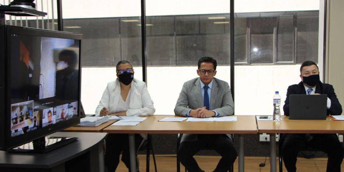 Tribunal ratifica la prisión preventiva para el defensor del Pueblo