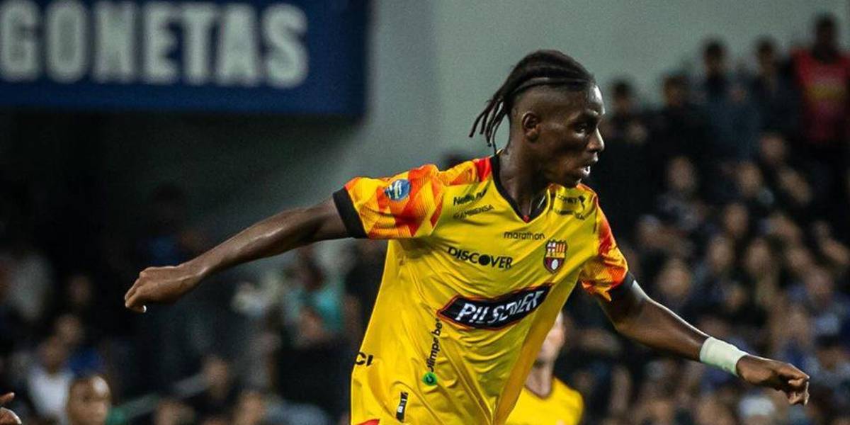 El presidente de Barcelona SC se pronunció por la posible venta de Allen Obando al exterior