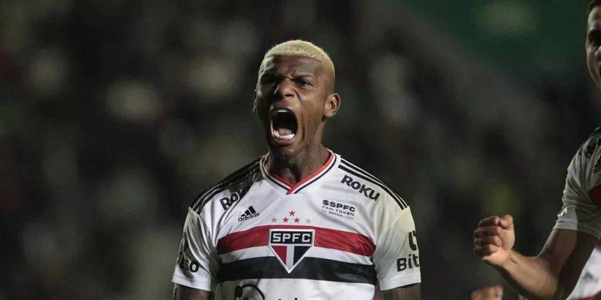 São Paulo analiza sancionar a Robert Arboleda por su video en un centro de diversión nocturna