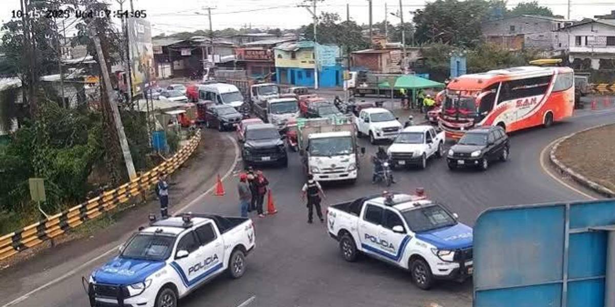 Guayas | Fiscalía investiga por terrorismo la explosión en puente sobre el río Churute