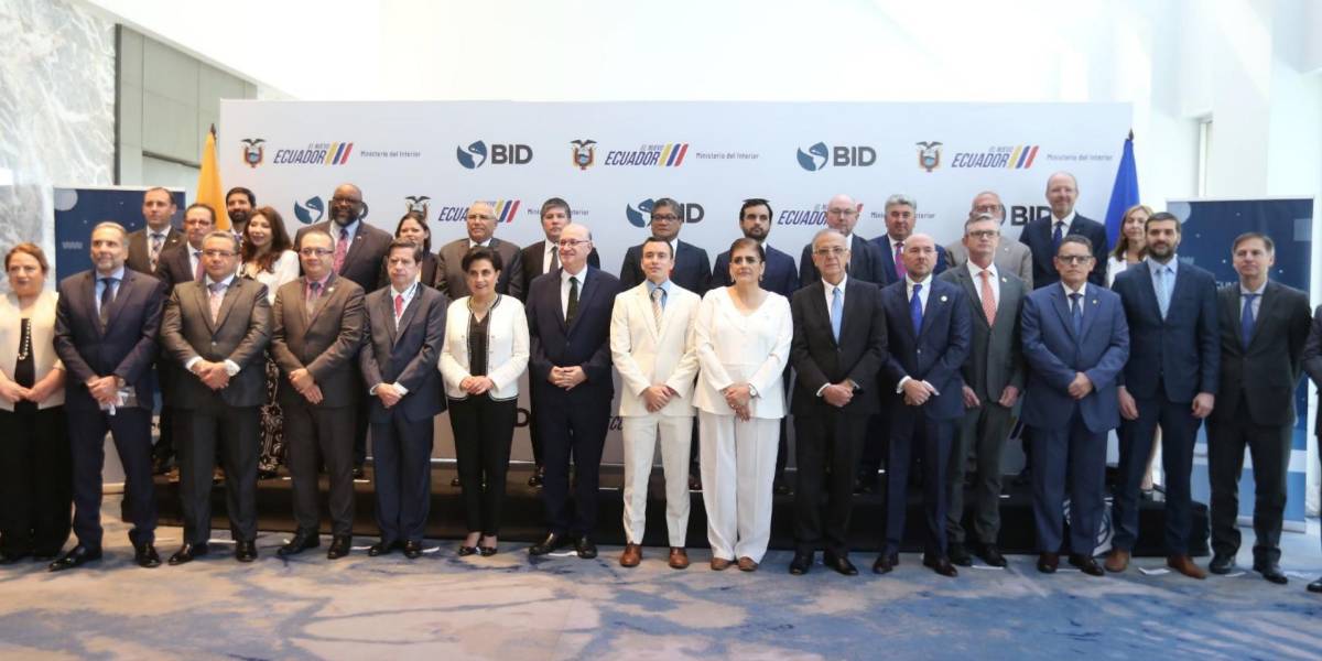 El BID propone una alianza para la seguridad regional durante la Cumbre Latinoamericana en Ecuador