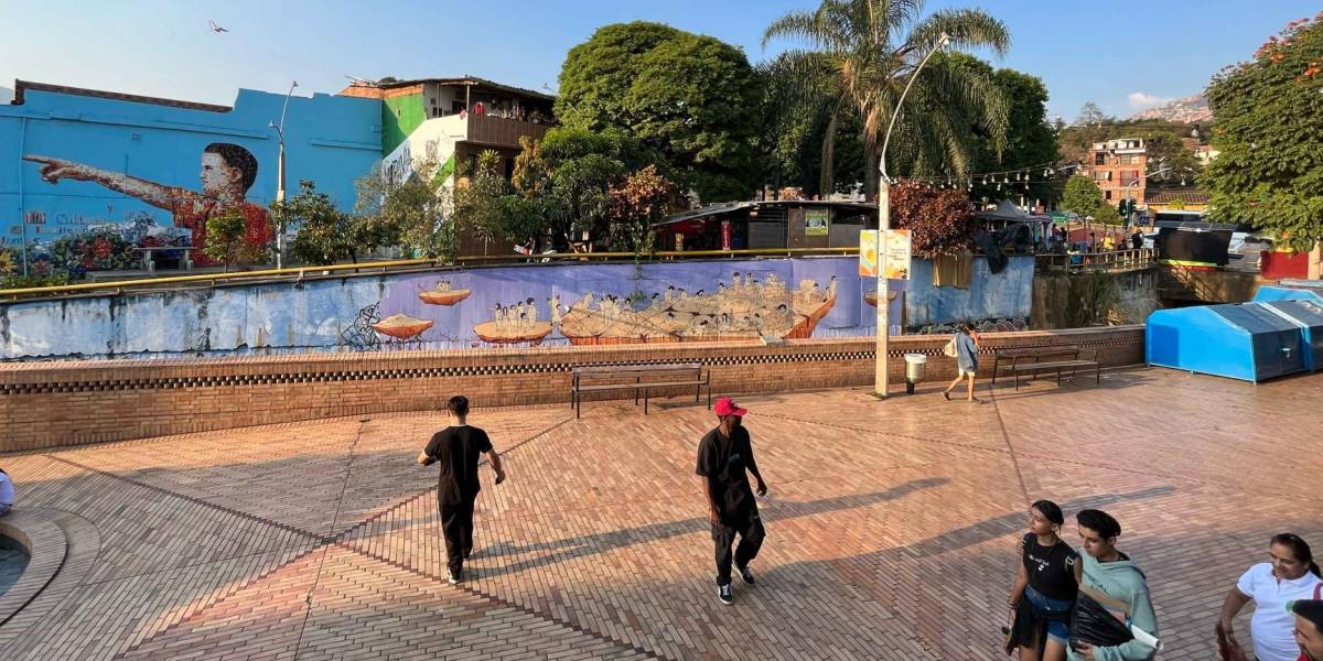 De basurero a oasis cultural: la transformación de unos de los barrios más violentos de Medellín