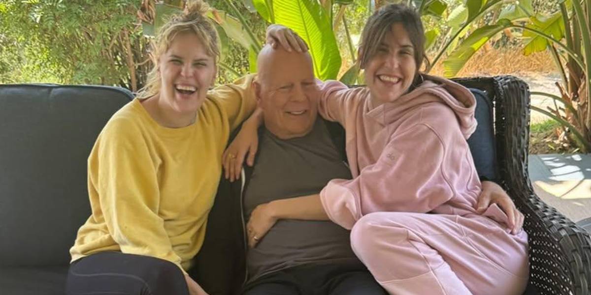 Bruce Willis reaparece sonriente junto a sus hijas tras revelarse que ya no vive con su familia