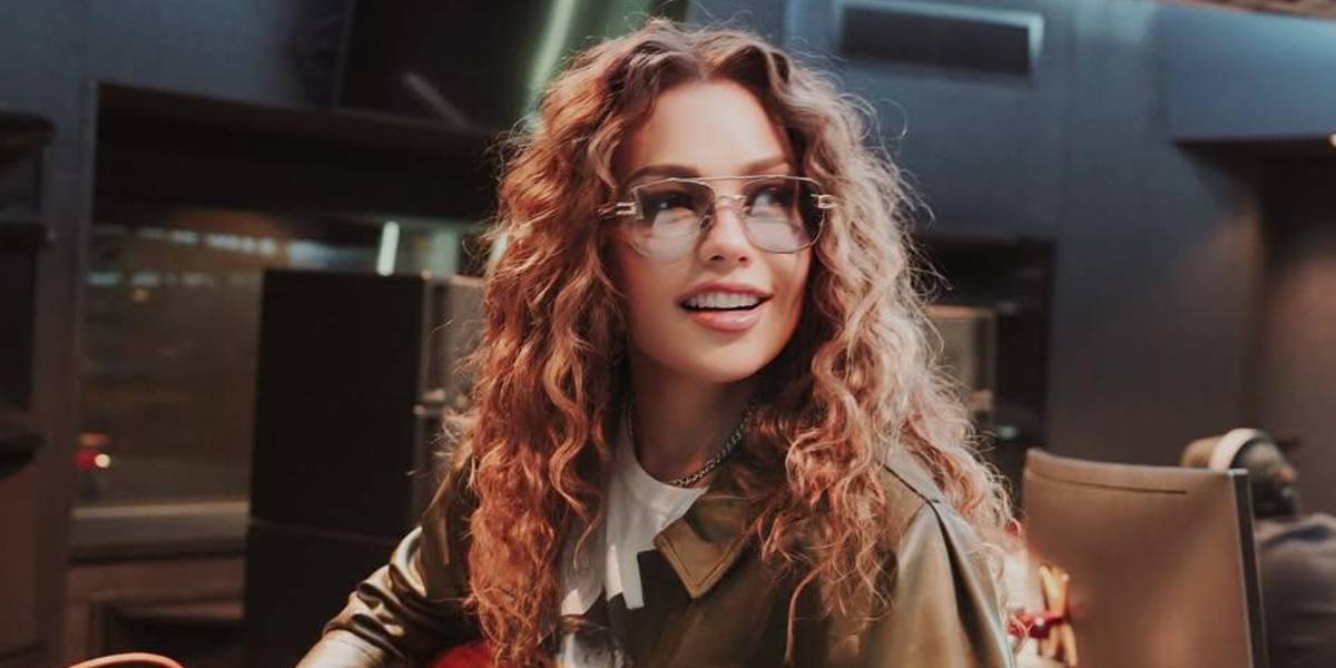 Thalía despierta rumores de nueva música luego de celebrar los 30 años de María la del Barrio