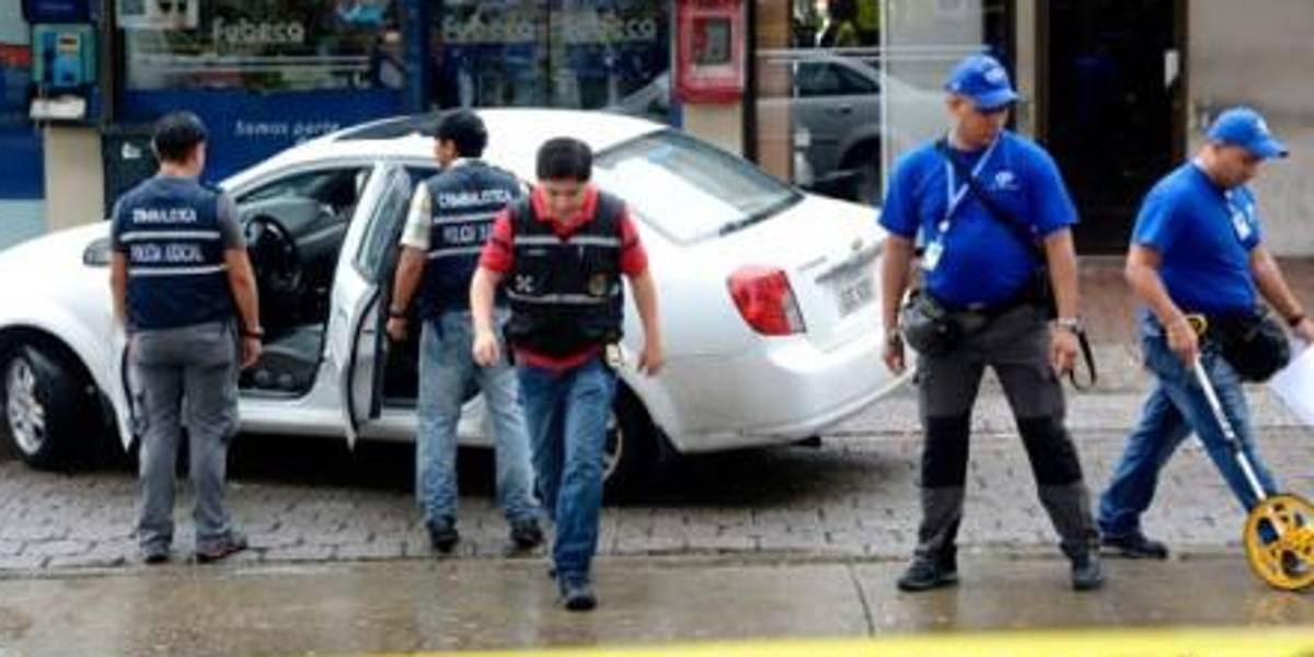 Difieren audiencia de juicio del caso González y otros