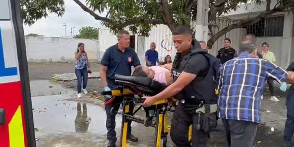 Un explosivo detona en una unidad judicial de Portoviejo y deja tres heridos