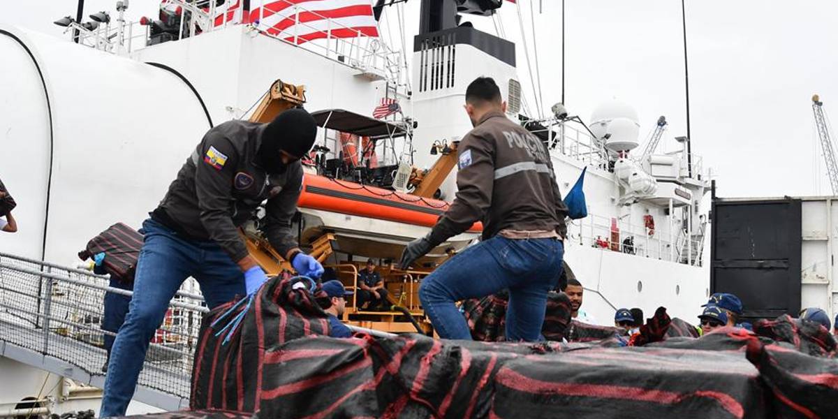 Operativos de Ecuador y EE. UU. dejan 18 detenidos y más de 10 toneladas de droga incautadas