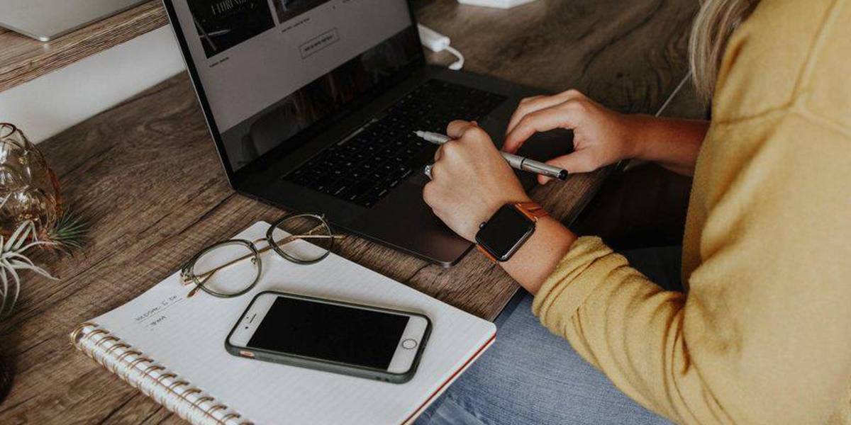 Tres claves para trabajar en el exterior desde casa y ganar en dólares