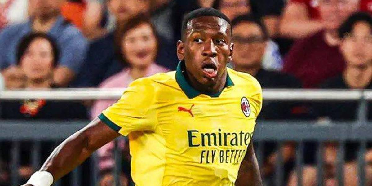 (VIDEO) Pervis Estupiñán debutó con triunfo del AC Milan en un amistoso