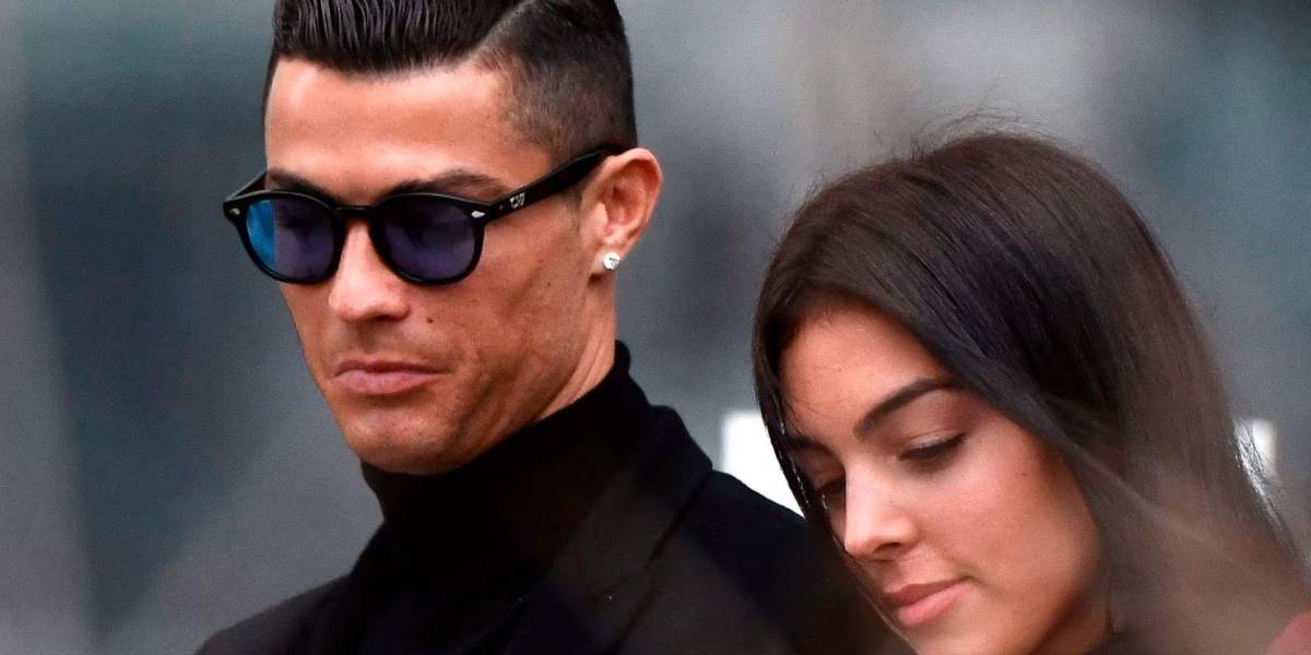Cristiano Ronaldo agradece a la afición de Liverpool por su apoyo tras la muerte de su hijo