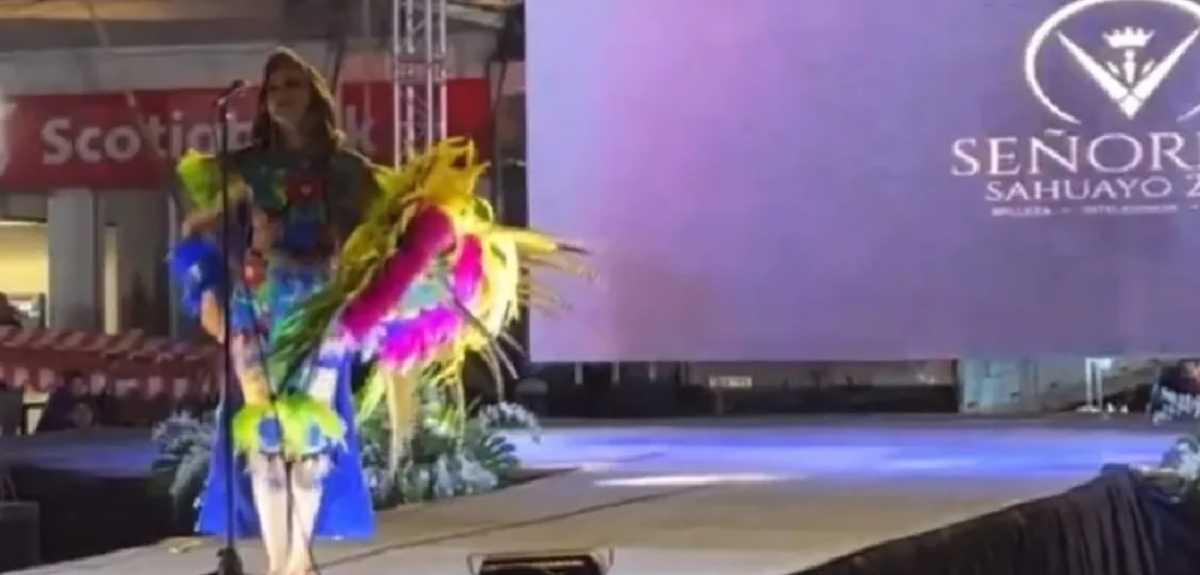 Video capta descarga eléctrica a una candidata de un concurso de belleza