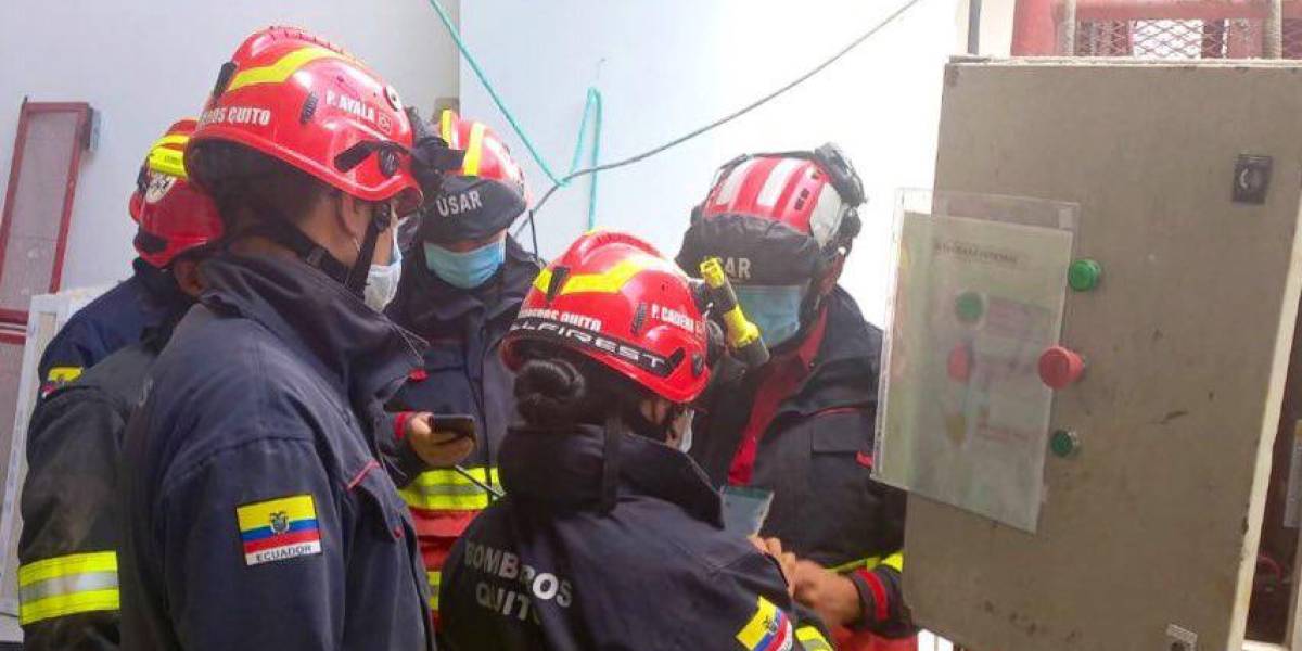 Cinco trabajadores mueren al caer ascensor en Quito