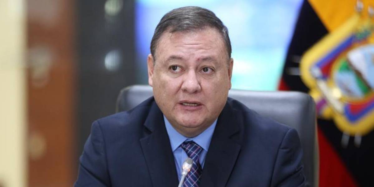 ¿Quién es Juan Zapata, el nuevo ministro del Interior?