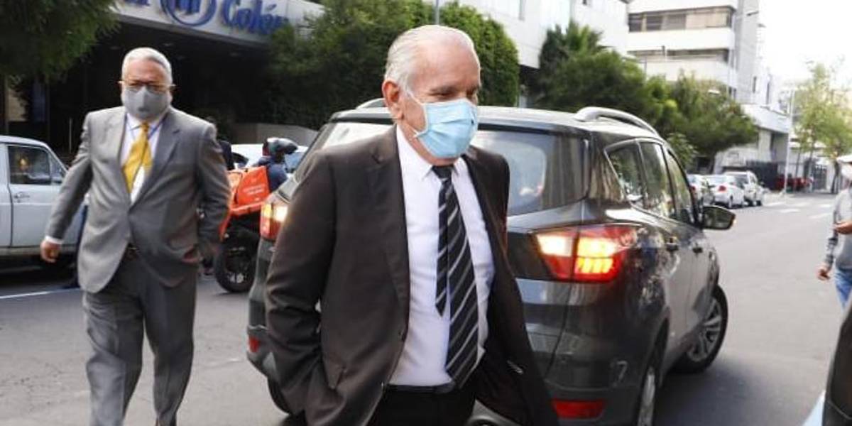 Las Torres: Santiago Cuesta niega conocer a Raúl de la Torre