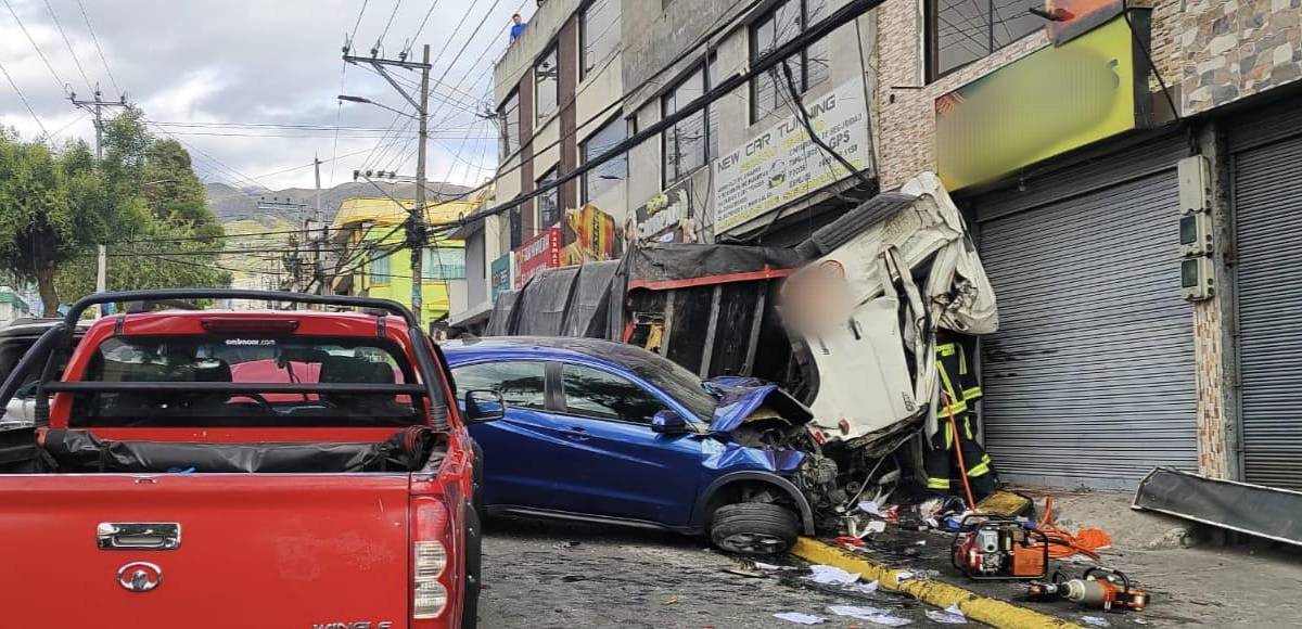 (VIDEO) Esto se sabe de la colisión fatal de la calle Legarda, en el norte de Quito