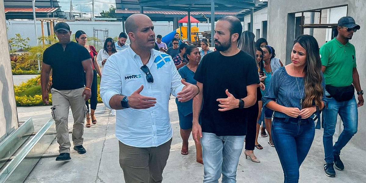 El alcalde de Durán Luis Chonillo, que también sufrió un atentado, siente rabia por el asesinato de Agustín Intriago
