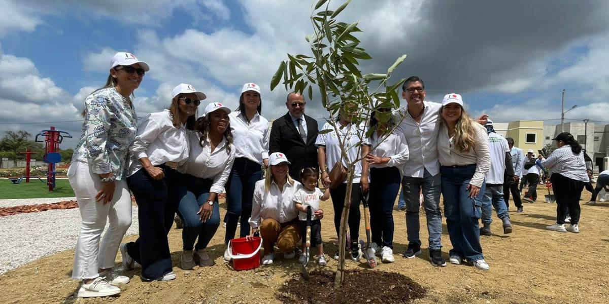 Ambiensa se encamina a la siembra de 15 000 árboles con la cuarta jornada de Sembratón en Guayaquil