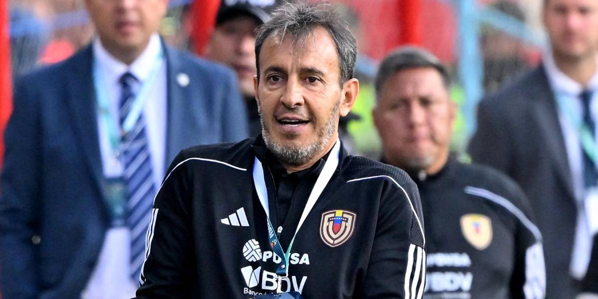 Fernando Batista: Ecuador va a querer aprovechar la altura. Será un duelo de ida y vuelta