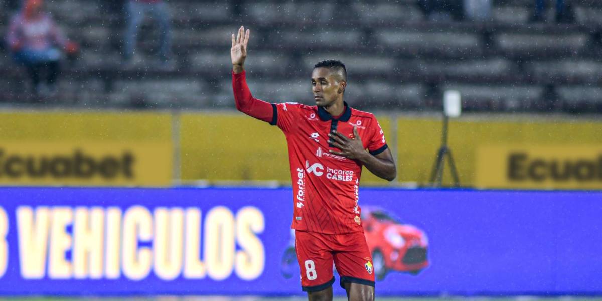 Fidel Martínez ya fue presentado por su nuevo equipo