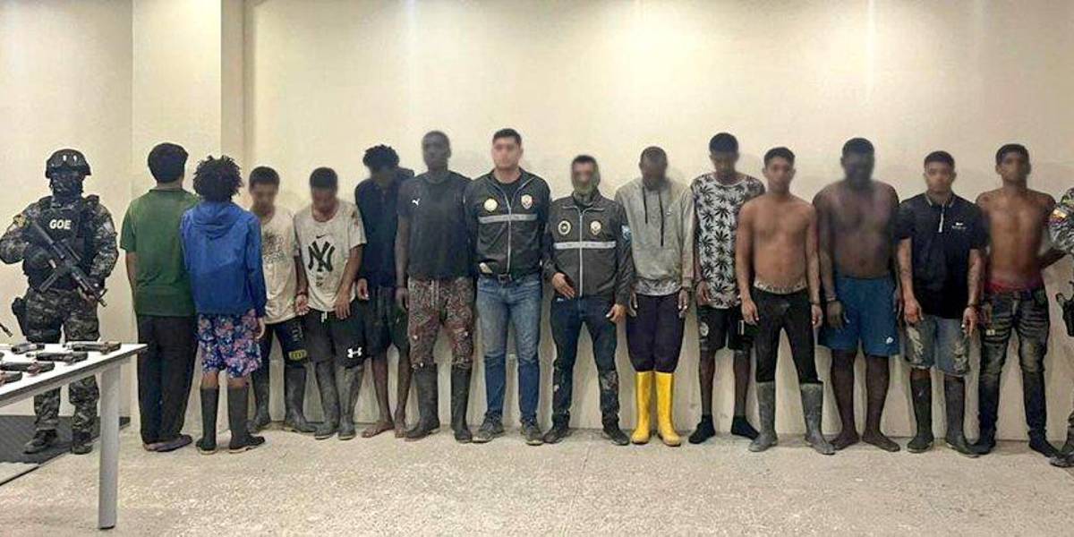 Zamora Chinchipe: 12 miembros de Los Lobos fueron aprehendidos por presuntas extorsiones y secuestros