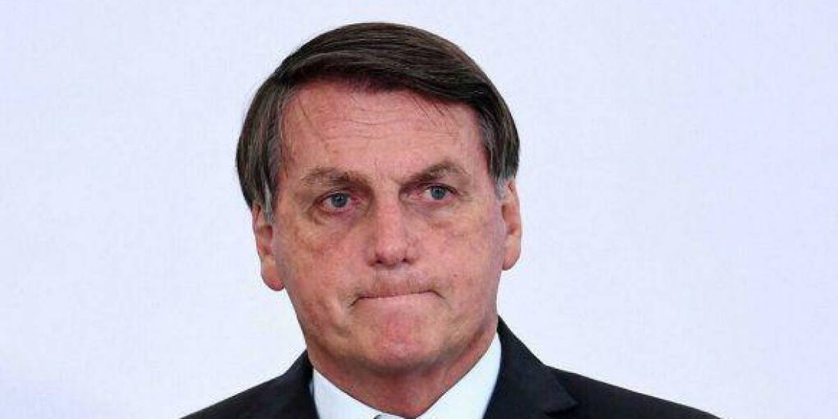 Bolsonaro es hospitalizado con hipo persistente