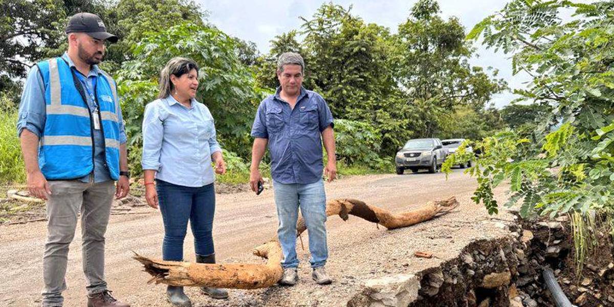 El desbordamiento de un río en Guayaquil afectó a los habitantes de la comuna Casas Viejas