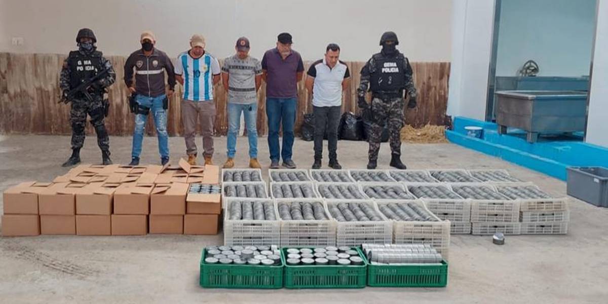 Manta: hallan cocaína oculta en supuestas latas de atún
