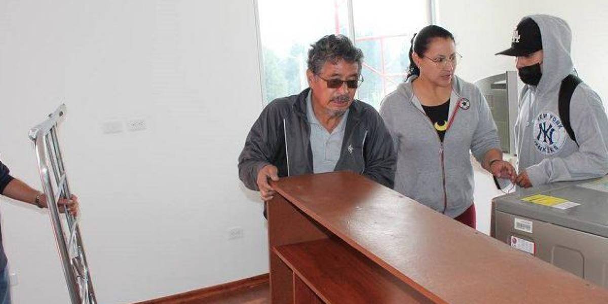 La aseguradora del Metro de Quito no indemnizará a las familias afectadas por el hundimiento de sus viviendas