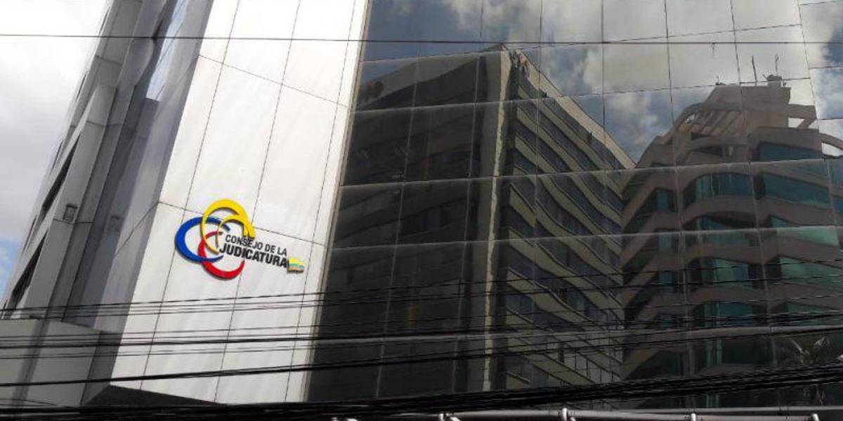 Se dispuso la interrupción de los aspectos logísticos del concurso de jueces de la CNJ